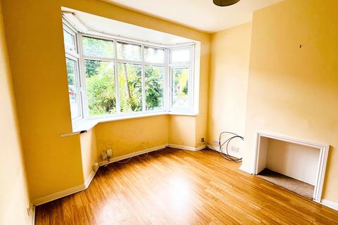 3 bedroom semi-detached house to rent, Brentwood Road, Romford