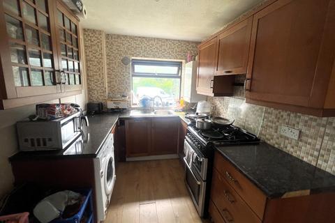 2 bedroom maisonette for sale, Coulson Court, Dallow Road, Luton, Bedfordshire, LU1 1XQ