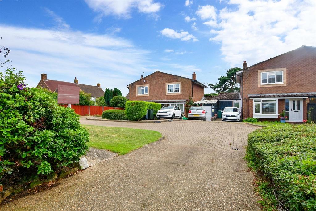 Driveway/Parking