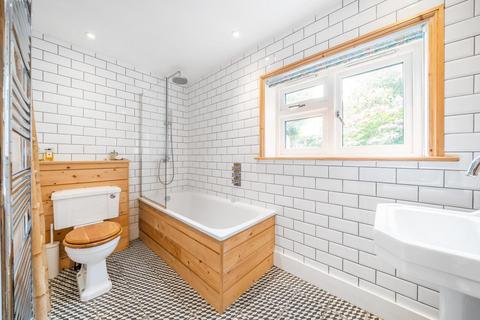 28a Berrymead Gardens, London, W3 8AB