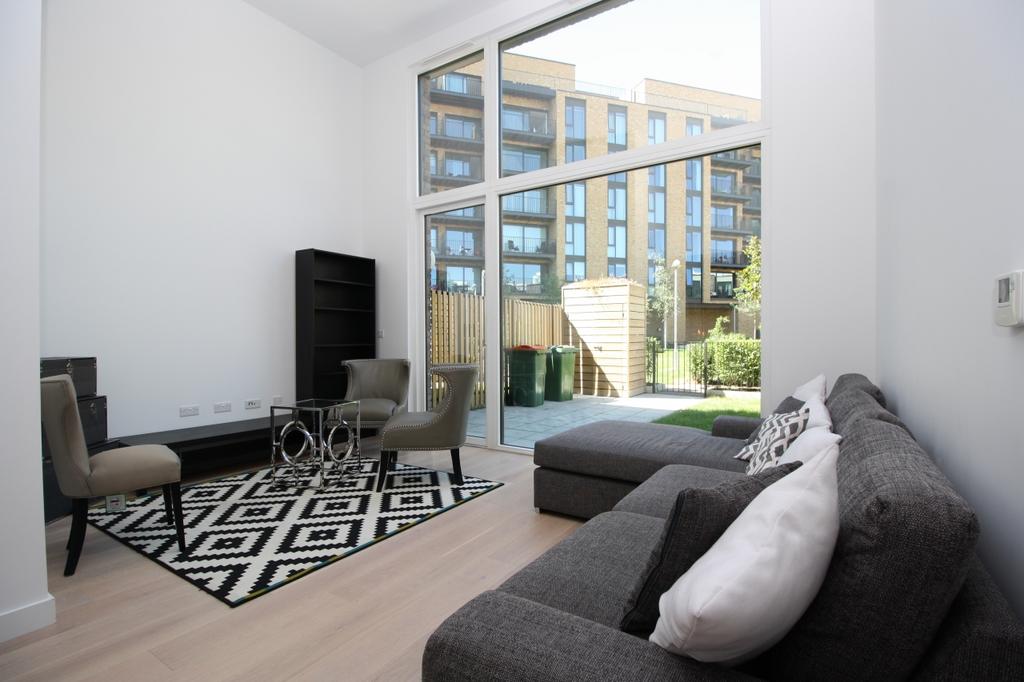 Royal Wharf, Rope Terrace, Royal... 4 bed house - £3,792 pcm (£875 pw)