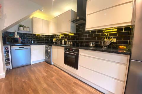 26 Aintree Road, Northampton, NN3 6EA