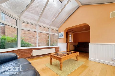 10 Whites Row, Kenilworth, CV8 1HW
