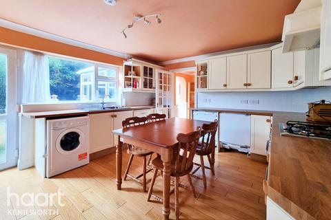 10 Whites Row, Kenilworth, CV8 1HW