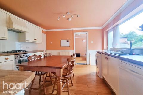 10 Whites Row, Kenilworth, CV8 1HW