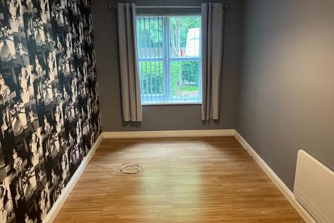 2 bedroom flat for sale, Roch Bank, Blackley, M9