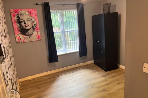 2 bedroom flat for sale, Roch Bank, Blackley, M9