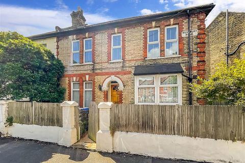 2 bedroom ground floor maisonette for sale, Westbury Road, Croydon, Surrey