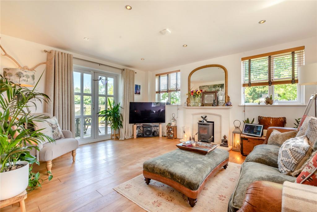 Swan Lane, Leigh, Swindon, Wiltshire, SN6 4 bed detached house for sale £850,000