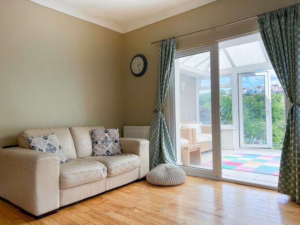 Lounge leading into Conservatory