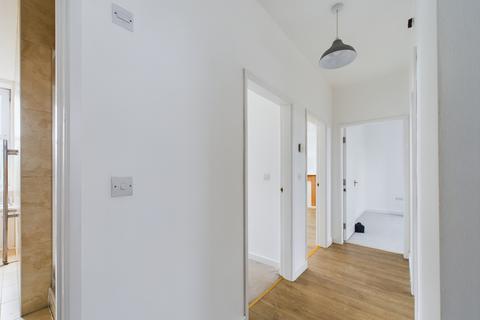 2 bedroom flat to rent, Central Avenue, Gretna, DG16