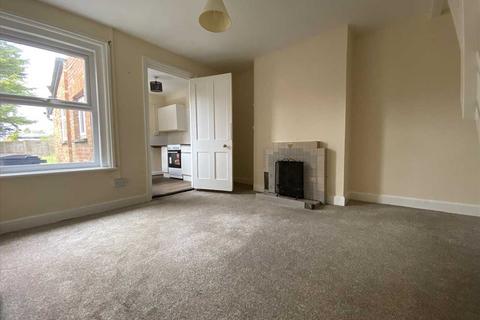 3 bedroom end of terrace house to rent, Bell Street, Ludgershall