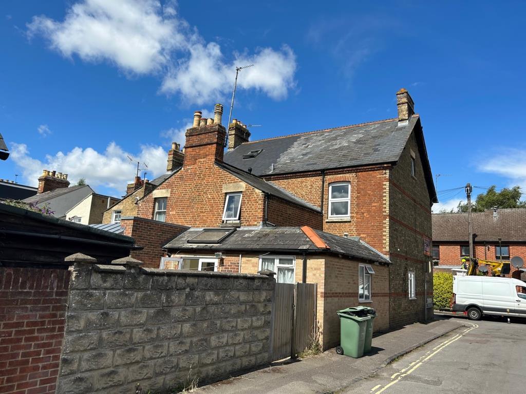 Lake Street, Oxford, OX1 6 bed end of terrace house for sale £775,000