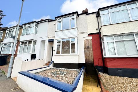 42 Colin Road, Luton, LU2 7RX