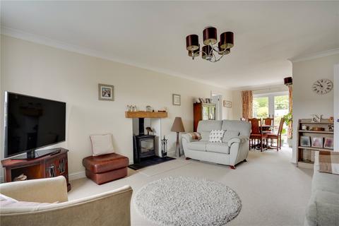 2 bedroom bungalow for sale - 8 Titterstone Close, Clee Hill, Ludlow, Shropshire