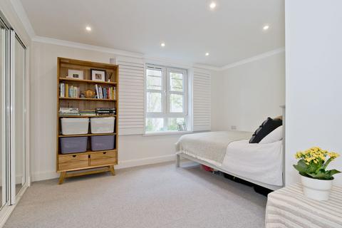 4/1, Bethlehem Way, Edinburgh, EH7 6FB