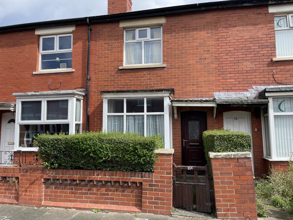 Garrick Grove, Layton FY3 2 bed terraced house for sale £65,000