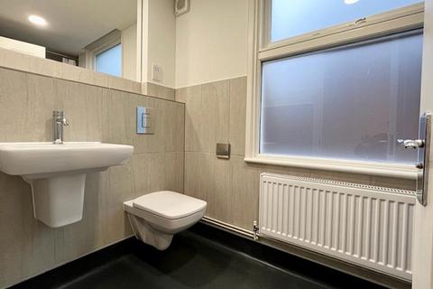 1 bedroom apartment to rent, The Kilns, Warley Street, Brentwood, Essex, CM13
