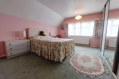 4 bedroom detached house for sale, Twelve Acre Close, Great Bookham KT23