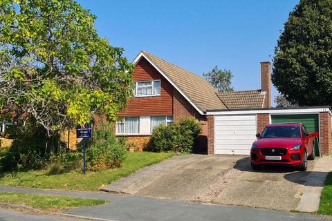 4 bedroom detached house for sale, Twelve Acre Close, Great Bookham KT23