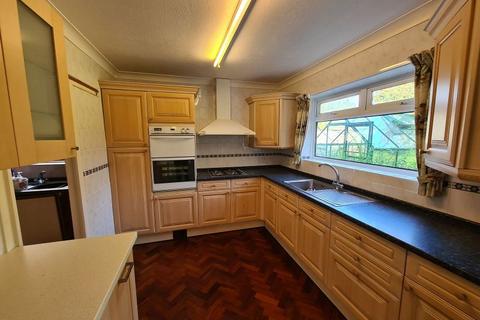 4 bedroom detached house for sale, Twelve Acre Close, Great Bookham KT23