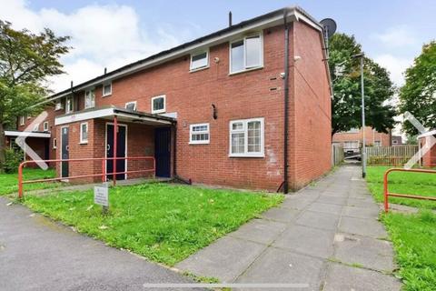 13 Hythe Close, Manchester, M14 5AT