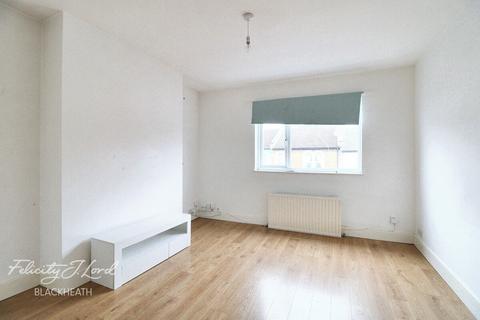 2 bedroom apartment to rent, Elmdene Road, London