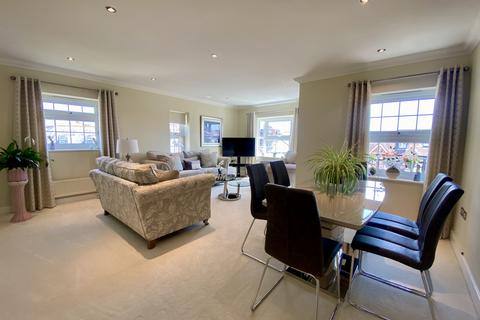3 bedroom penthouse for sale, Christchurch Place, Eastbourne, East Sussex, BN23
