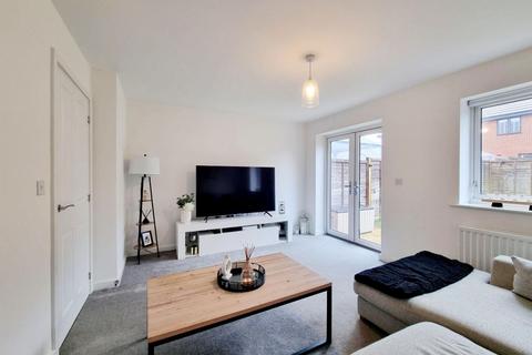 2 bedroom terraced house for sale, Luffield Close, Daventry, Northamptonshire NN11 2AF