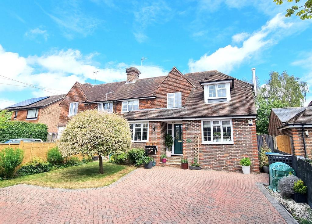 Sunte Avenue, Lindfield, RH16 4 bed semi-detached house for sale - £850,000