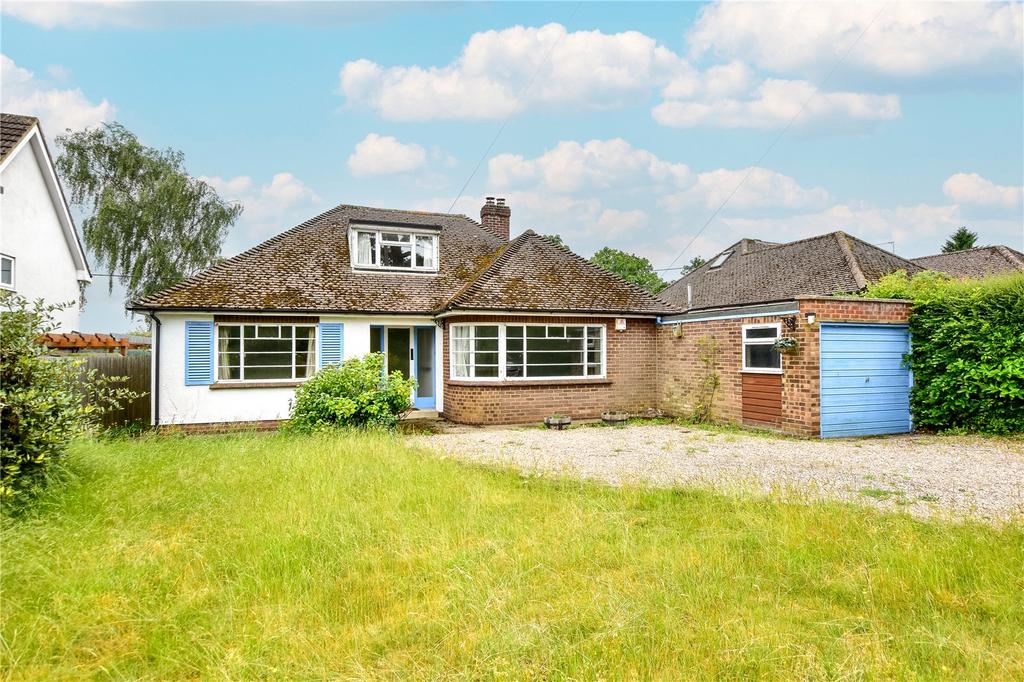 Hemp Lane, Wigginton, Tring... 3 bed bungalow £675,000