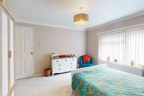 37 Cross Green, Basildon, SS16 5QL