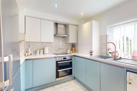 37 Cross Green, Basildon, SS16 5QL