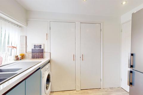 37 Cross Green, Basildon, SS16 5QL