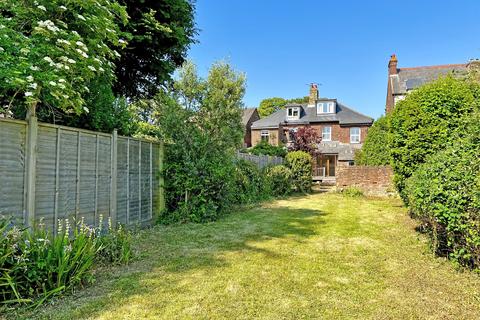 4 bedroom house for sale, Cawley Road, Chichester, nr city centre, Chichester PO19