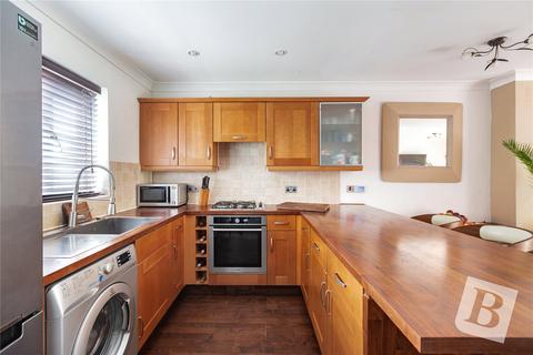 37 Kendall Gardens, Gravesend, DA11 0EE