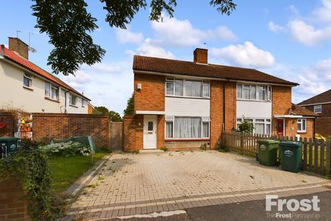 68 Metcalf Road, Ashford, TW15 1HA