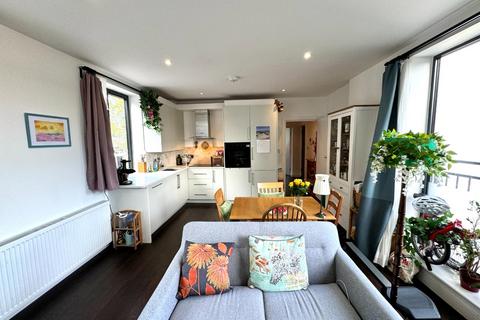 Flat 3, Confidence House Manthorp Road, London, SE18 7SA