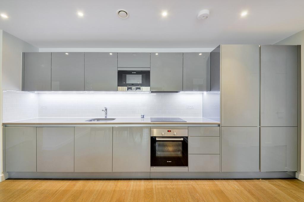 Apartment in London - View 5