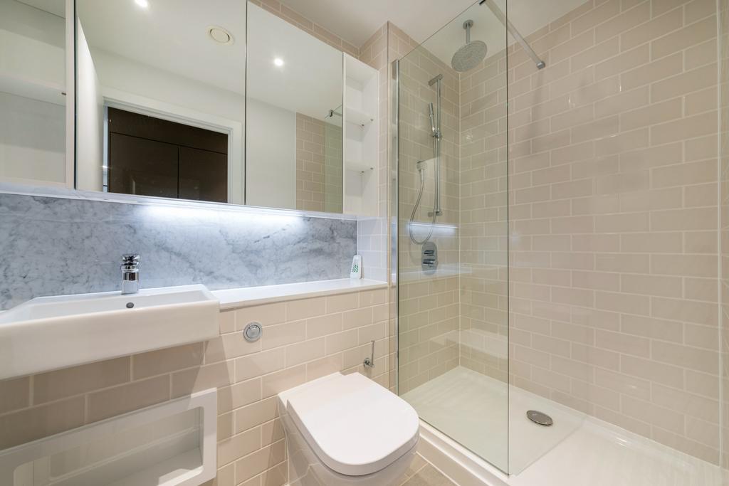 Apartment in London - More