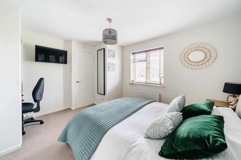 23 Cotswold Meadow, Witney, OX28 5FA