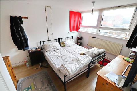 3 bedroom maisonette for sale, Clive Road, Belvedere, DA17