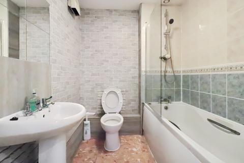 57 Pier Way, London, SE28 0GQ