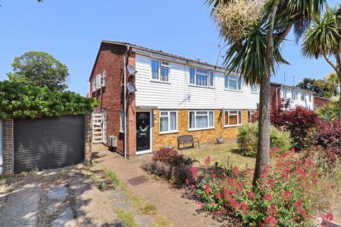 96 Milford Close, London, SE2 0DT
