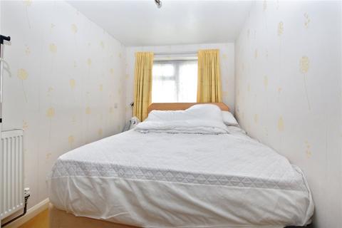 2 bedroom semi-detached house for sale, Olron Crescent, Bexleyheath, DA6