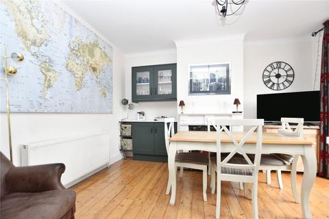 19 Oaklands Road, Bexleyheath, DA6 7AN