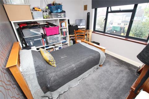 10 Ronaldstone Road, Sidcup, DA15 8QU