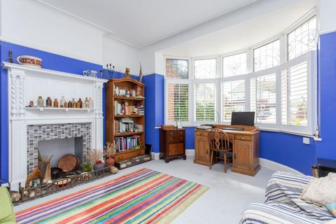 21 Barnes Avenue, Westbrook, Margate, CT9 5EQ