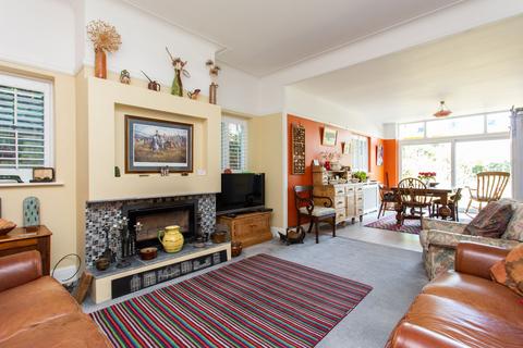 21 Barnes Avenue, Westbrook, Margate, CT9 5EQ