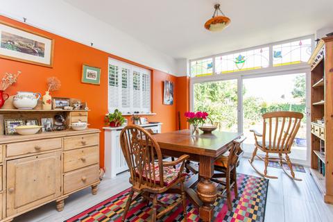 21 Barnes Avenue, Westbrook, Margate, CT9 5EQ